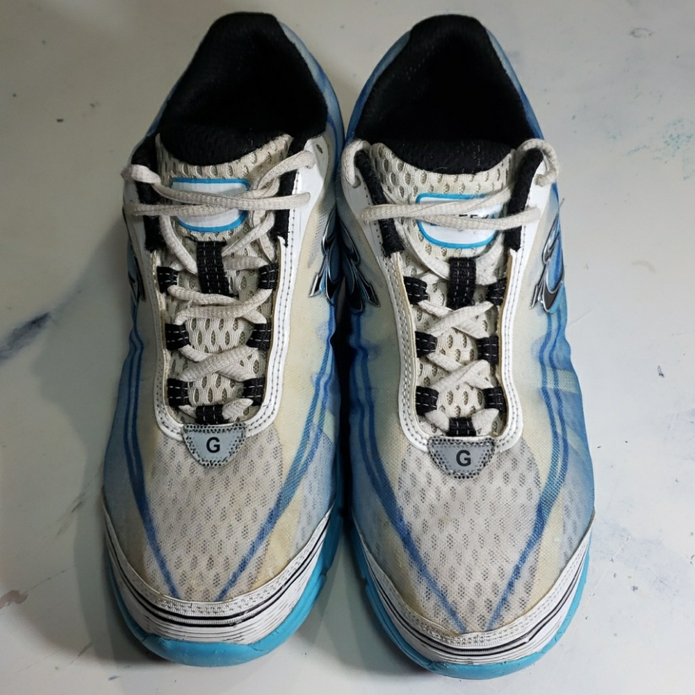 Womens Gravity Defyer size 9